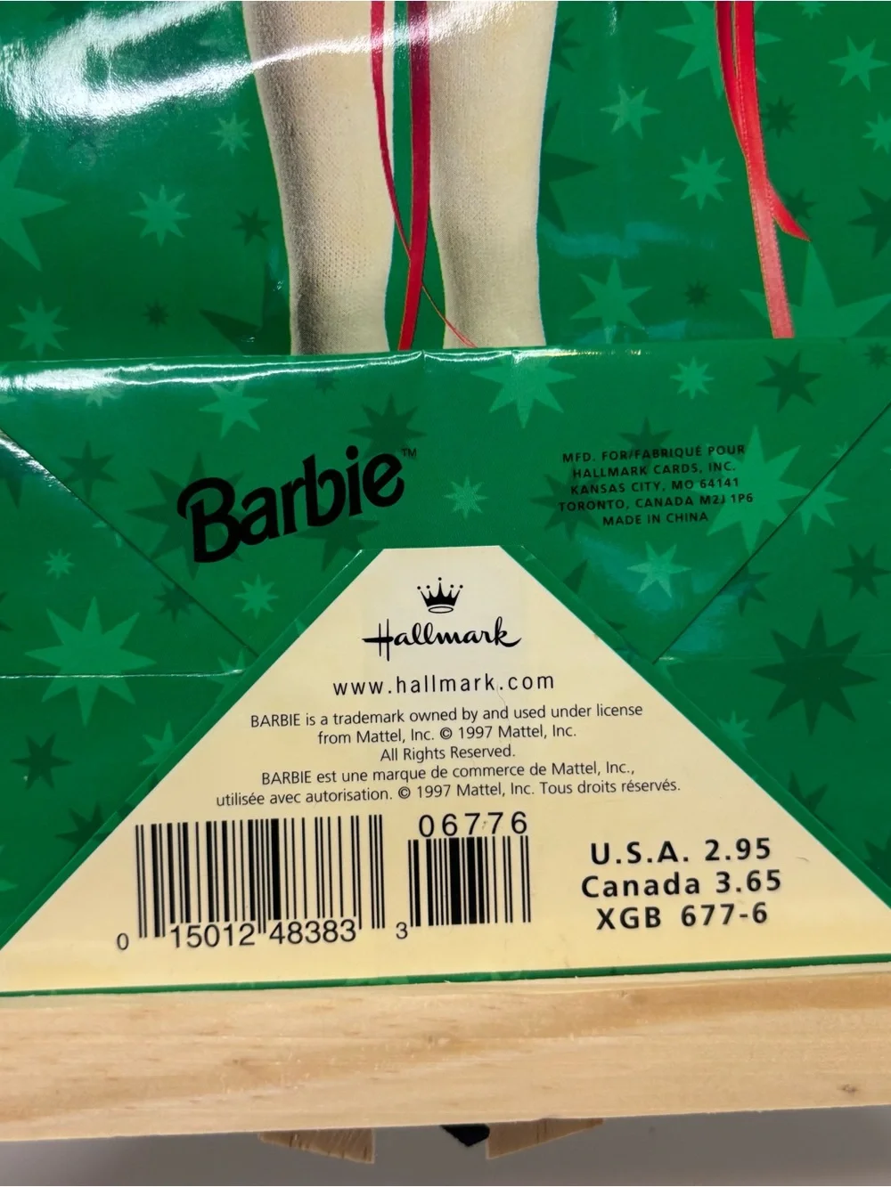 Set of 2 Vintage 1997 Barbie Hallmark Holiday Gift Bags Collectible